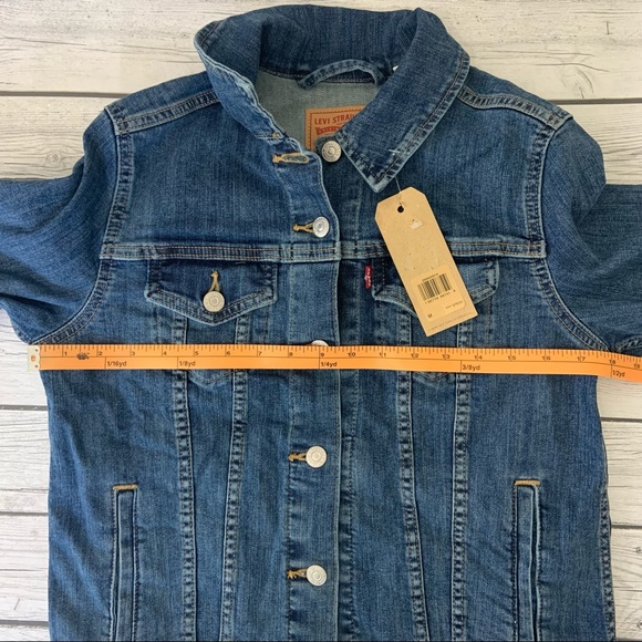 Levi’s Original Trucker Jacket Medium Blue Button Up Jean Jacket - Picture 8 of 9